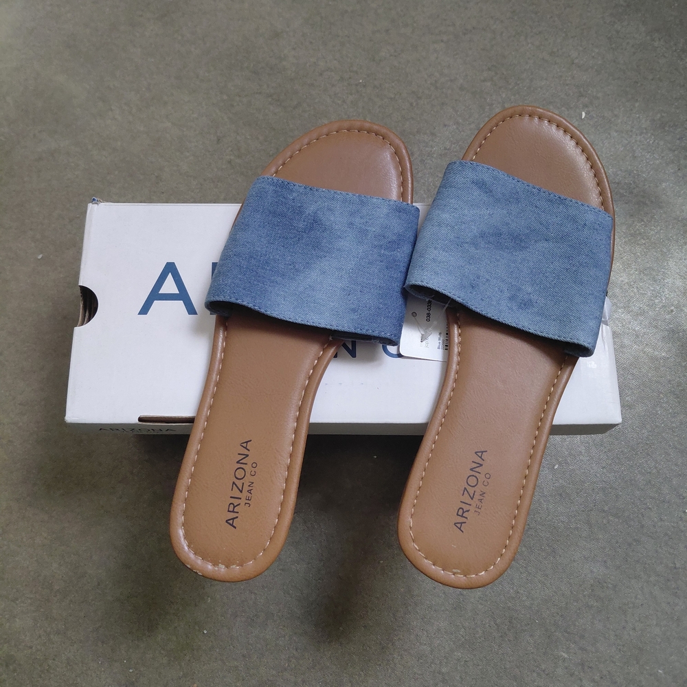 Arizona Jean Company Blue and Tan Slide Sandals